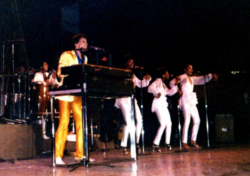KC and the Sunshine Band on stage in Chile in September 1980, the group that made That's the Way I Like It a number one hit